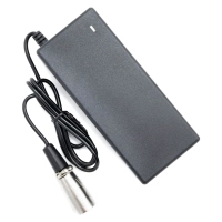 Cargador XLR de 4 clavijas