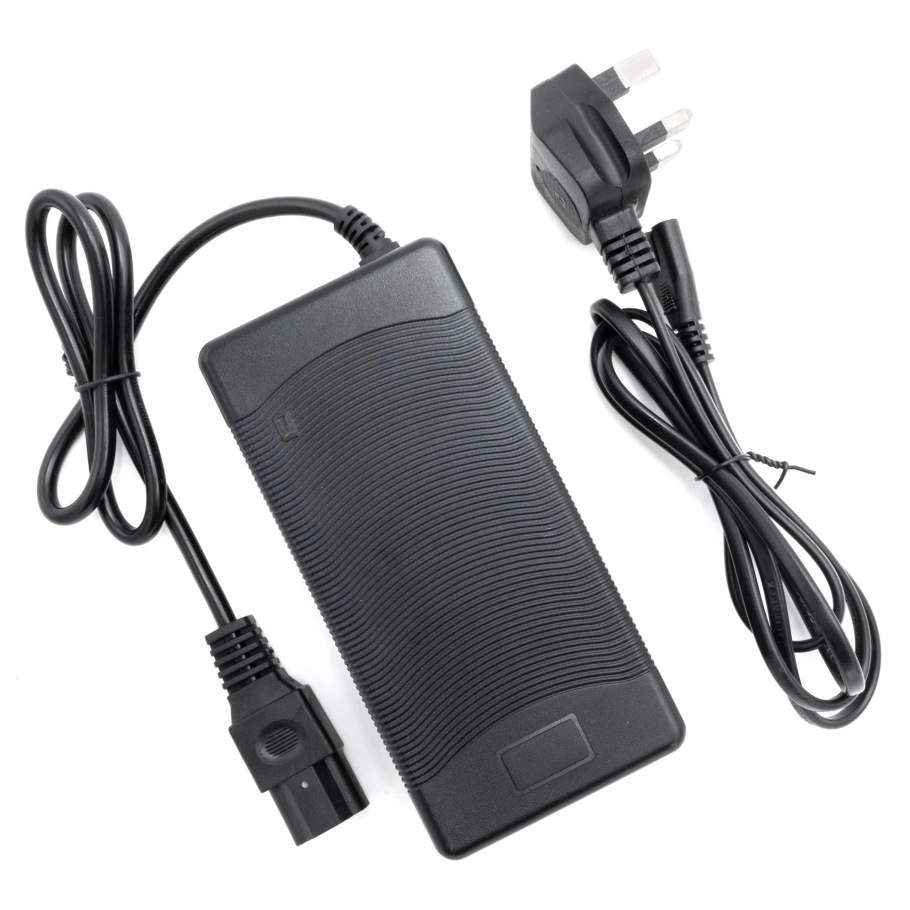 Cargador IEC C13